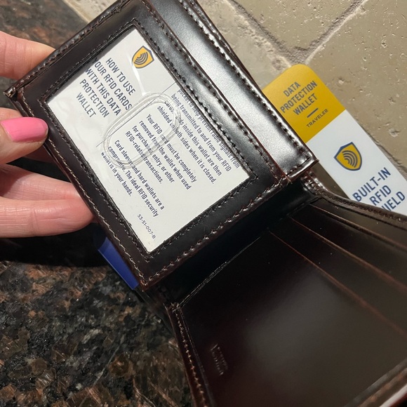 Mens Stafford RFID Shield Wallet - Picture 2 of 15